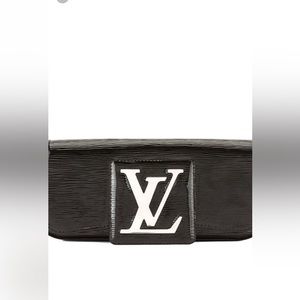 As disused Black Electric Epi Leather Sobe Clutch